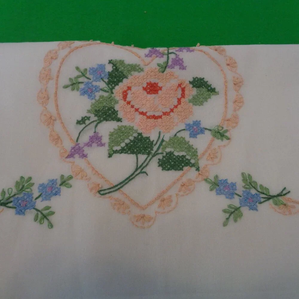 VINTAGE HAND EMBROIDERED Heart & Flowers Colors Pillow Case